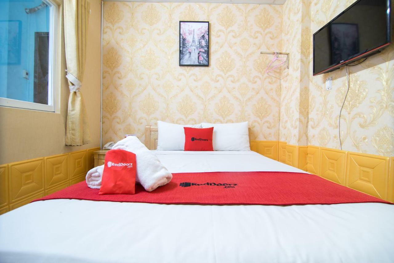 ホテル Reddoorz @ Pham Ngu Lao Street 4 ホーチミン市 エクステリア 写真