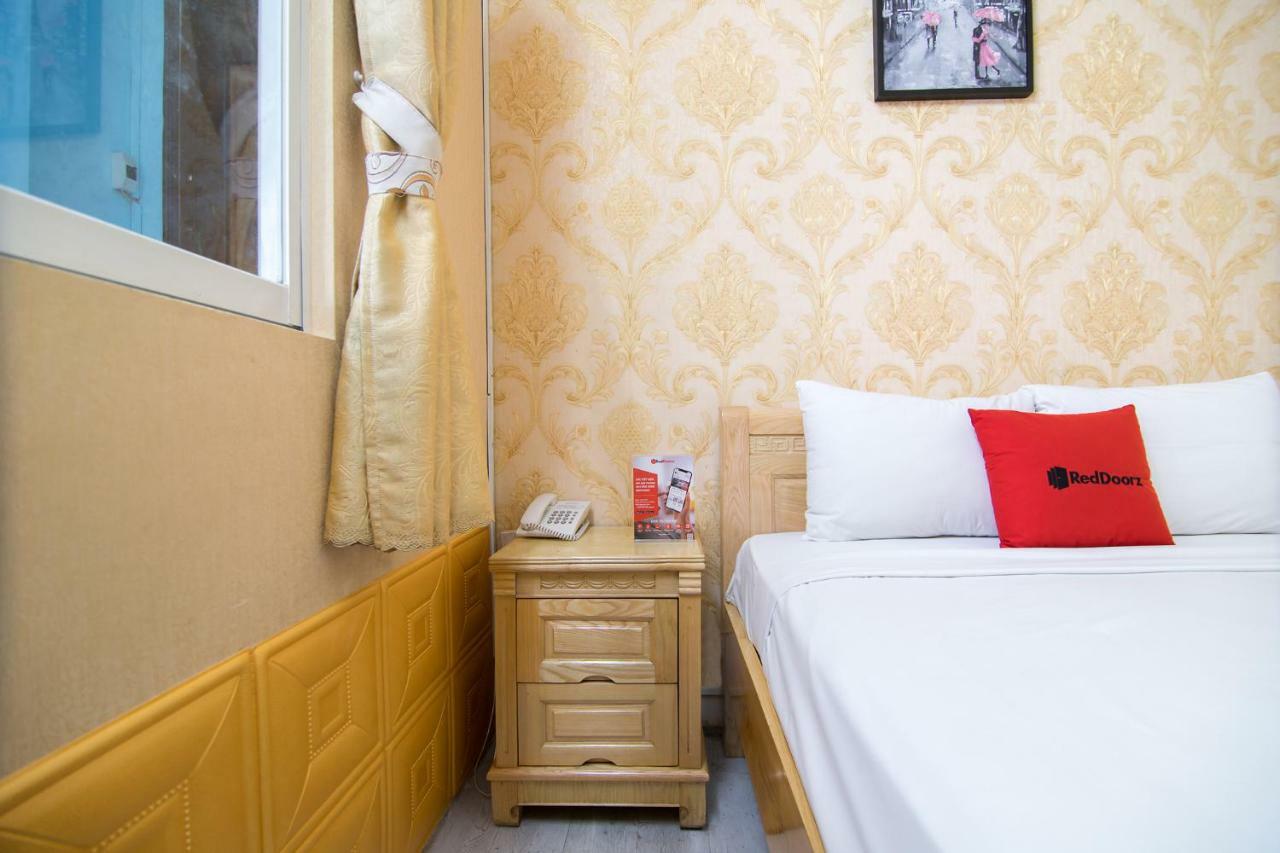 ホテル Reddoorz @ Pham Ngu Lao Street 4 ホーチミン市 エクステリア 写真
